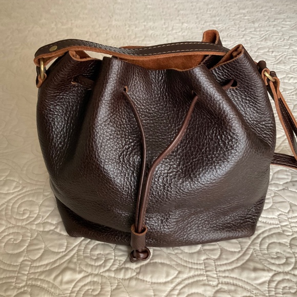 Portland Leather Large Bucket Bag - Picture 3 of 6